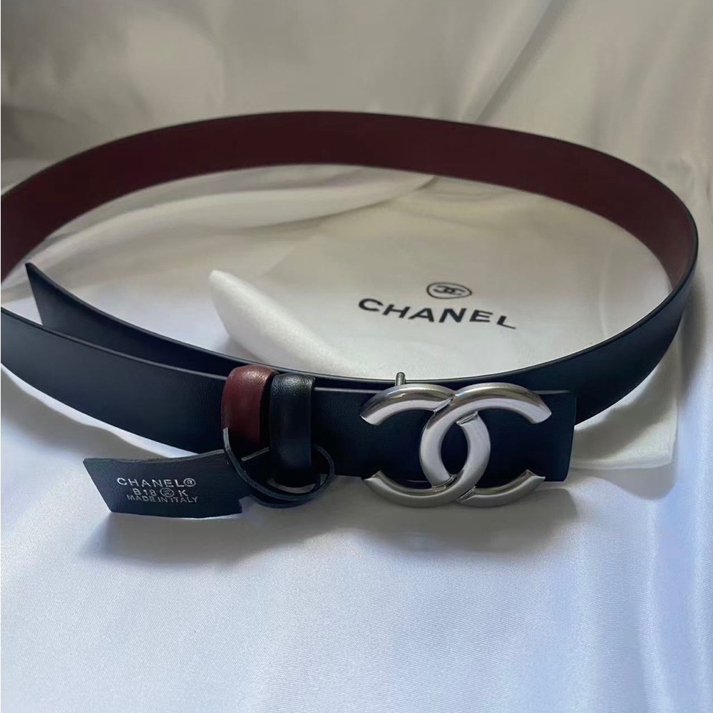 💝New Chanel Chanel Reversible CC Logo Leather Belt Black Burgundy Size 80/32